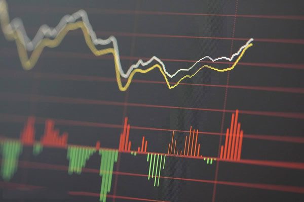 比特幣幣圈炒短線最實用賺錢一招是什么？