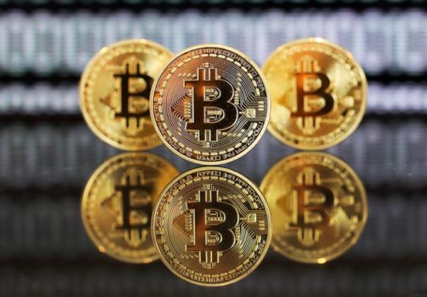 AMC什么時候接受比特幣和以太坊（ETH）支付？