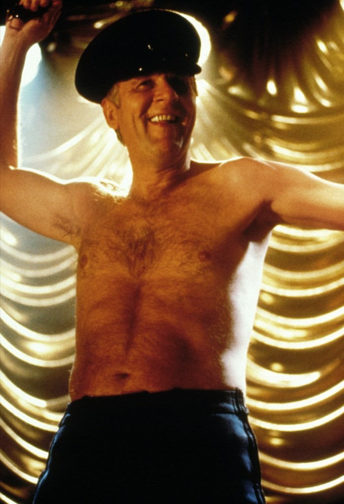 THEFULLMONTY和蝙蝠俠俠影之謎主演湯姆威爾金森去世享年75歲