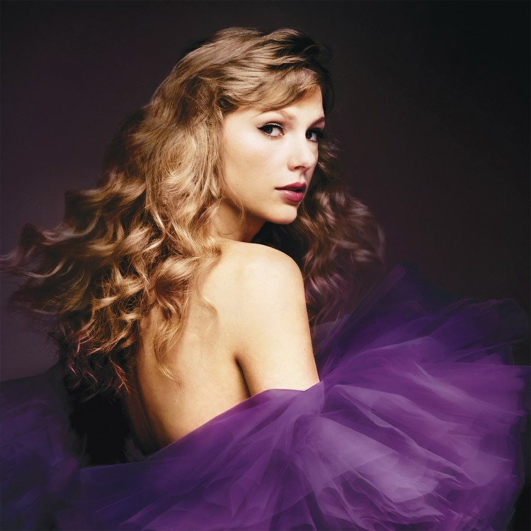泰勒斯威夫特TAYLORSWIFT的這一年的數字超過100項獎項提名66場巡演8場酋長隊比賽等等