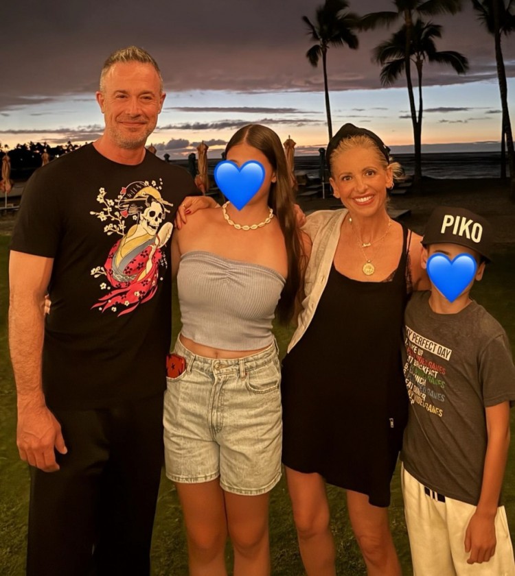 [克里斯]莎拉·米歇爾·蓋拉和小弗雷迪·普林茲的家庭度假罕見照片