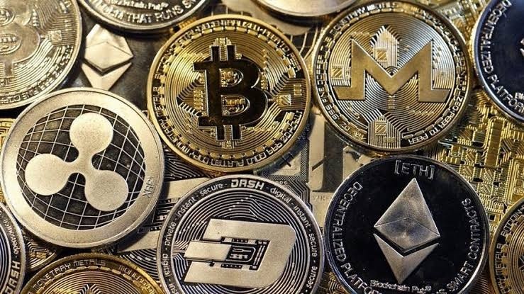 在對重大事件的預期中，分析師預測山寨幣將在 2024 年超越比特幣