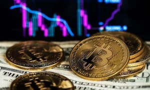 分析師預測比特幣 (BTC) 年底將漲至 15 萬美元；精明的投資者對...感興趣